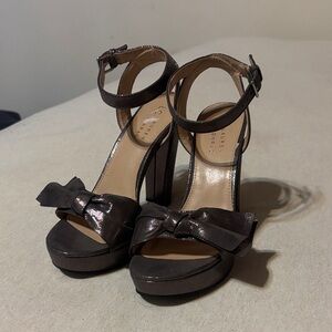 LC Lauren Conrad Shimmering Gray Heels